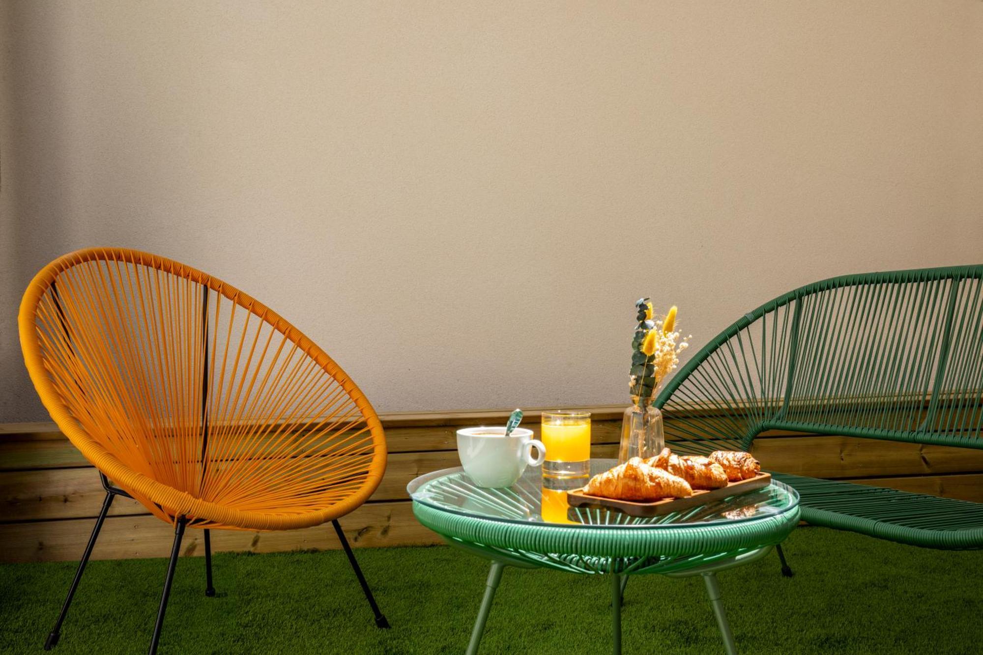 Ibis Styles Jardin De La Hotel 3*